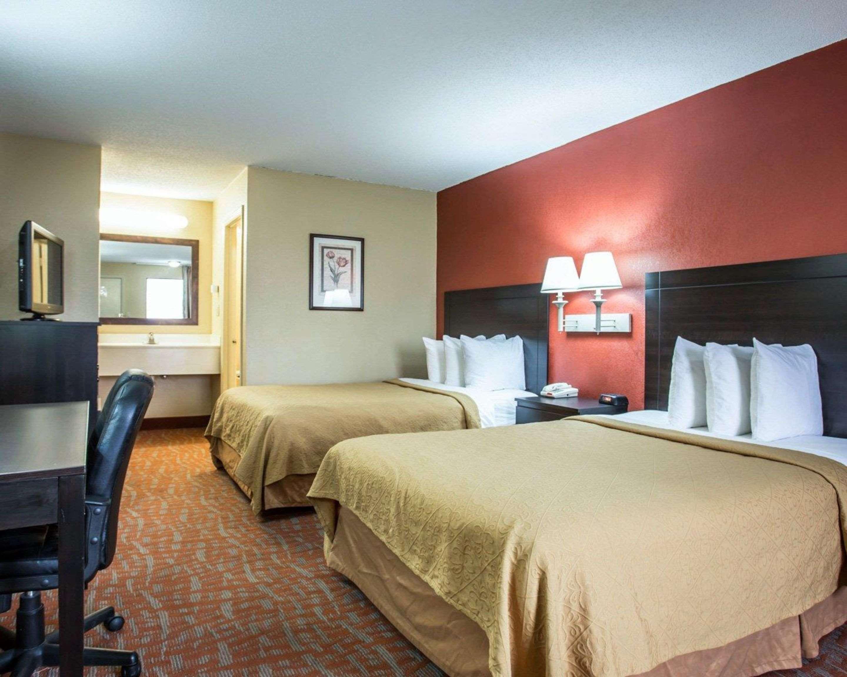 Quality Inn & Suites Monroe Exterior foto